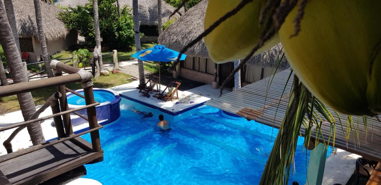 Johnnys Place Hotel Monterrico Eksteriør billede